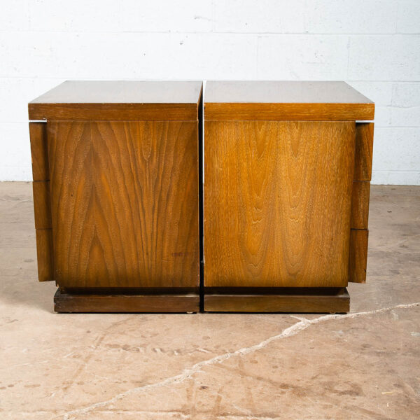 Mid Century Modern Nightstands End Side Tables Set American Martinsville Drawers - Image 5