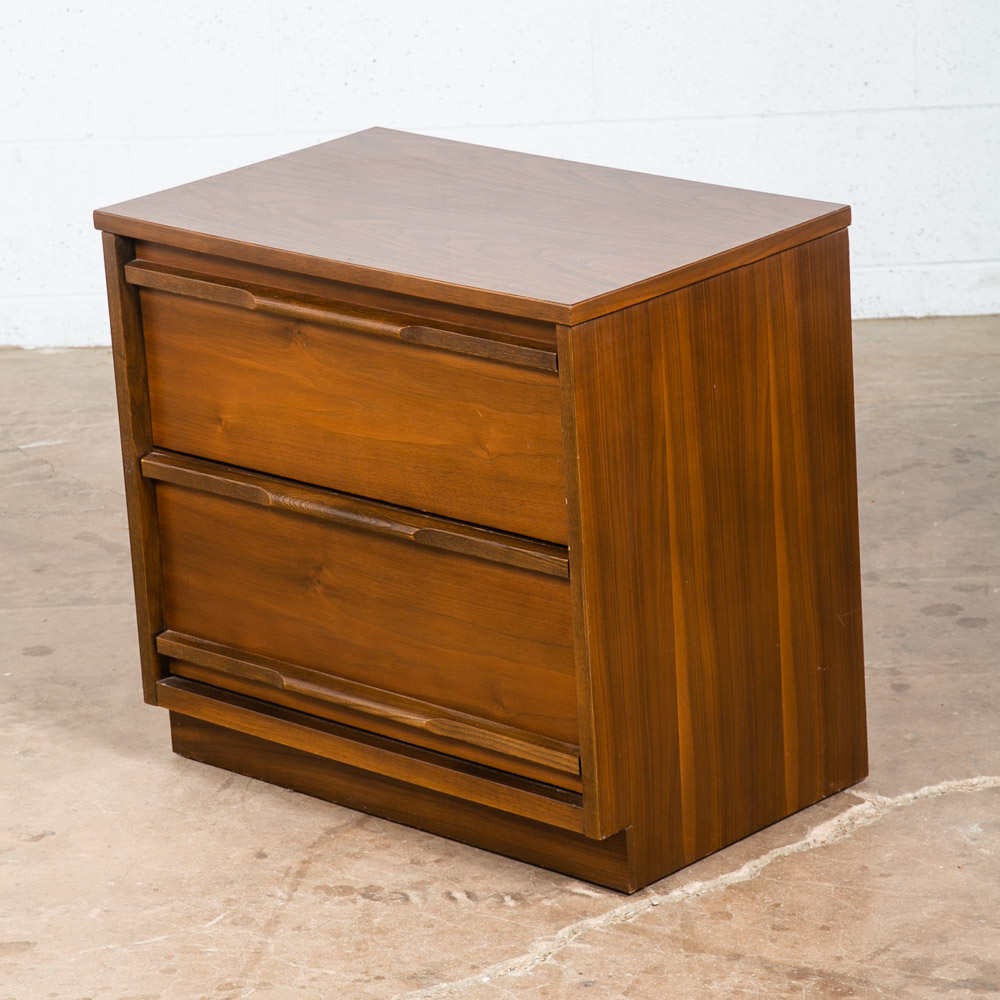 Mid Century Modern Nightstand Set Pair End Table 2 Drawer Walnut Mcm Vintage Two - Image 5