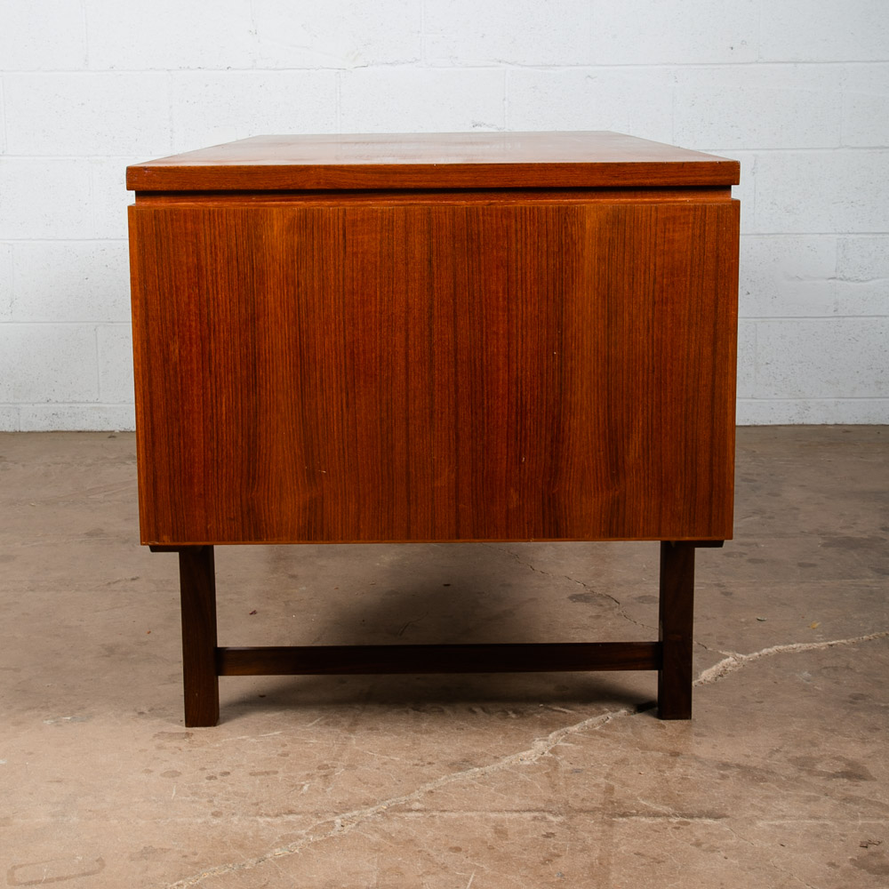 Mid Century Danish Modern Desk Executive Floating Teak Book Shelf Denmark Bar VG - Image 3