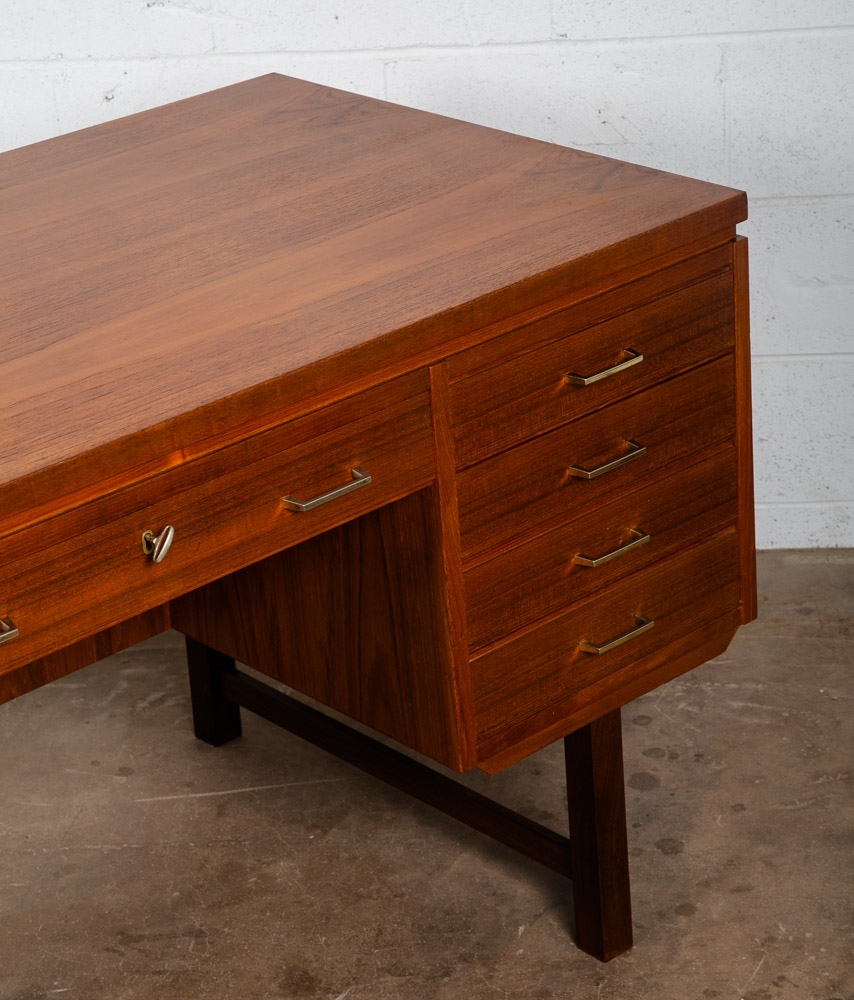 Mid Century Danish Modern Desk Executive Floating Teak Book Shelf Denmark Bar VG - Image 6