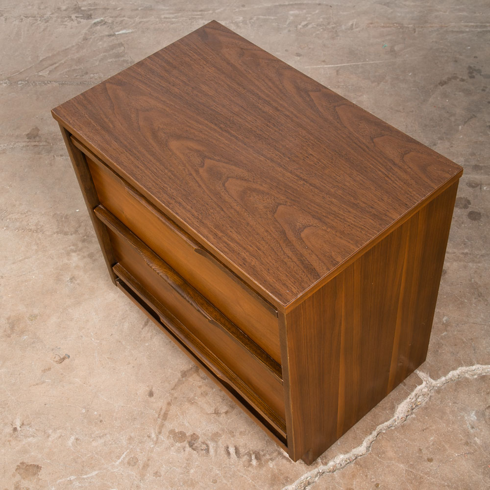 Mid Century Modern Nightstand Set Pair End Table 2 Drawer Walnut Mcm Vintage Two - Image 8