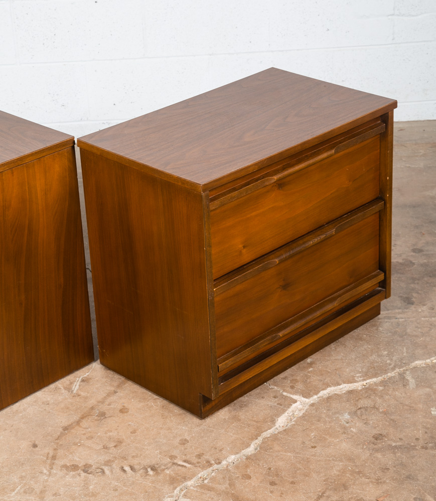 Mid Century Modern Nightstand Set Pair End Table 2 Drawer Walnut Mcm Vintage Two - Image 11
