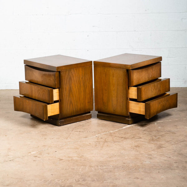 Mid Century Modern Nightstands End Side Tables Set American Martinsville Drawers - Image 3