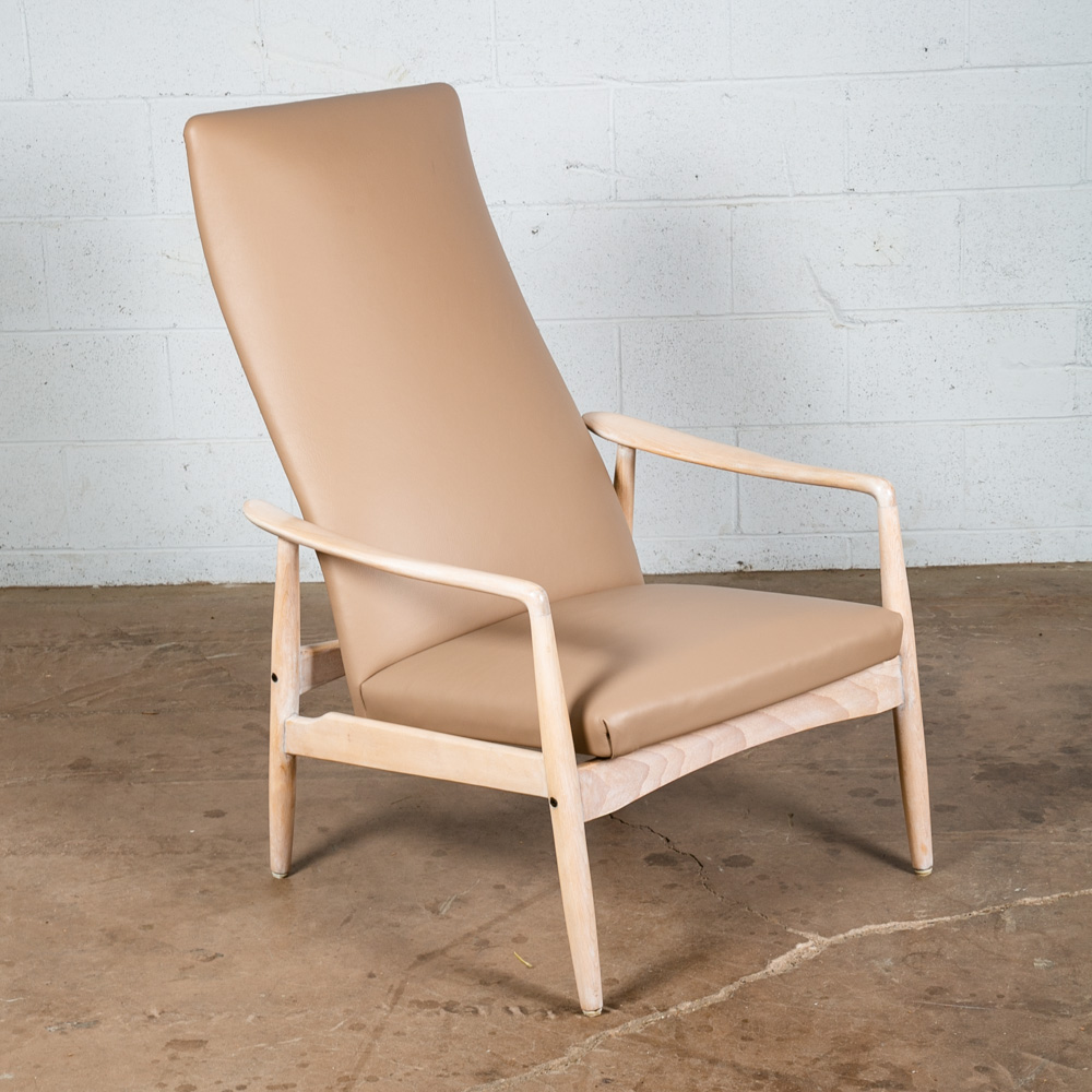 Mid Century Danish Modern Lounge Chair Recliner Armchair Tan Leather Svensson NM