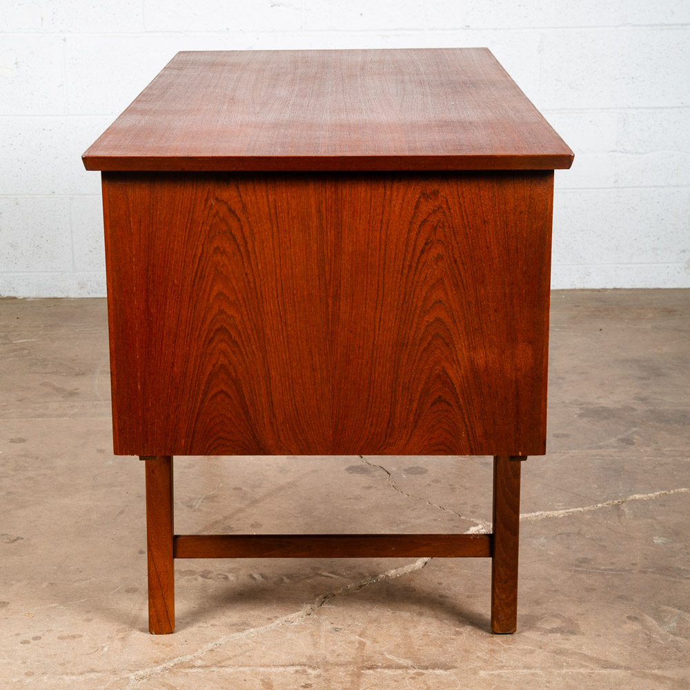 Mid Century Danish Modern Desk Executive Teak 7 Drawer Bookshelf Floating Lock - Image 8