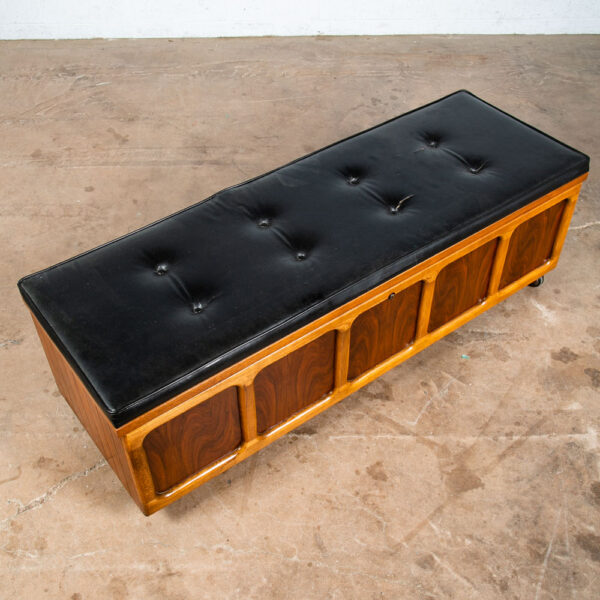 Mid Century Modern Cedar Hope Chest Lane Rolling Trunk Lock Disassembled Storage - Image 4