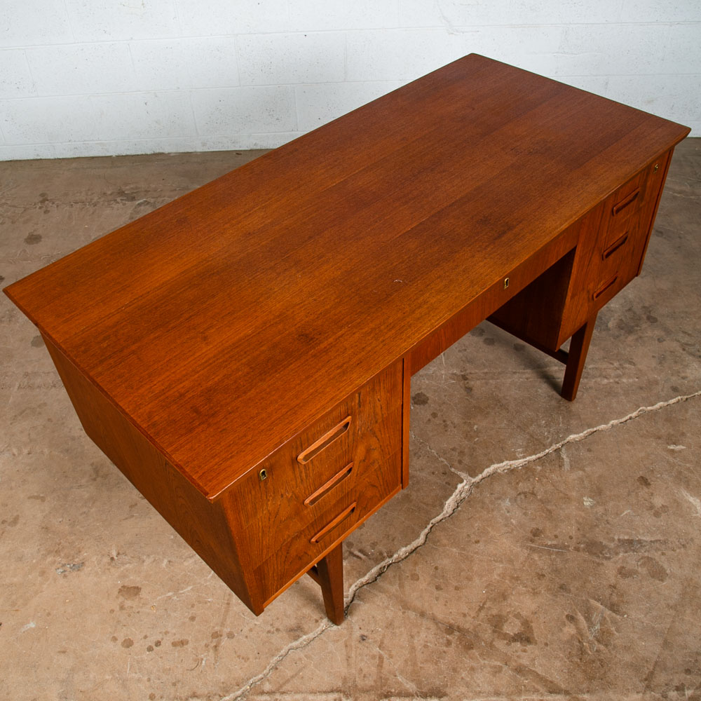 Mid Century Danish Modern Desk Executive Teak 7 Drawer Bookshelf Floating Lock - Image 6
