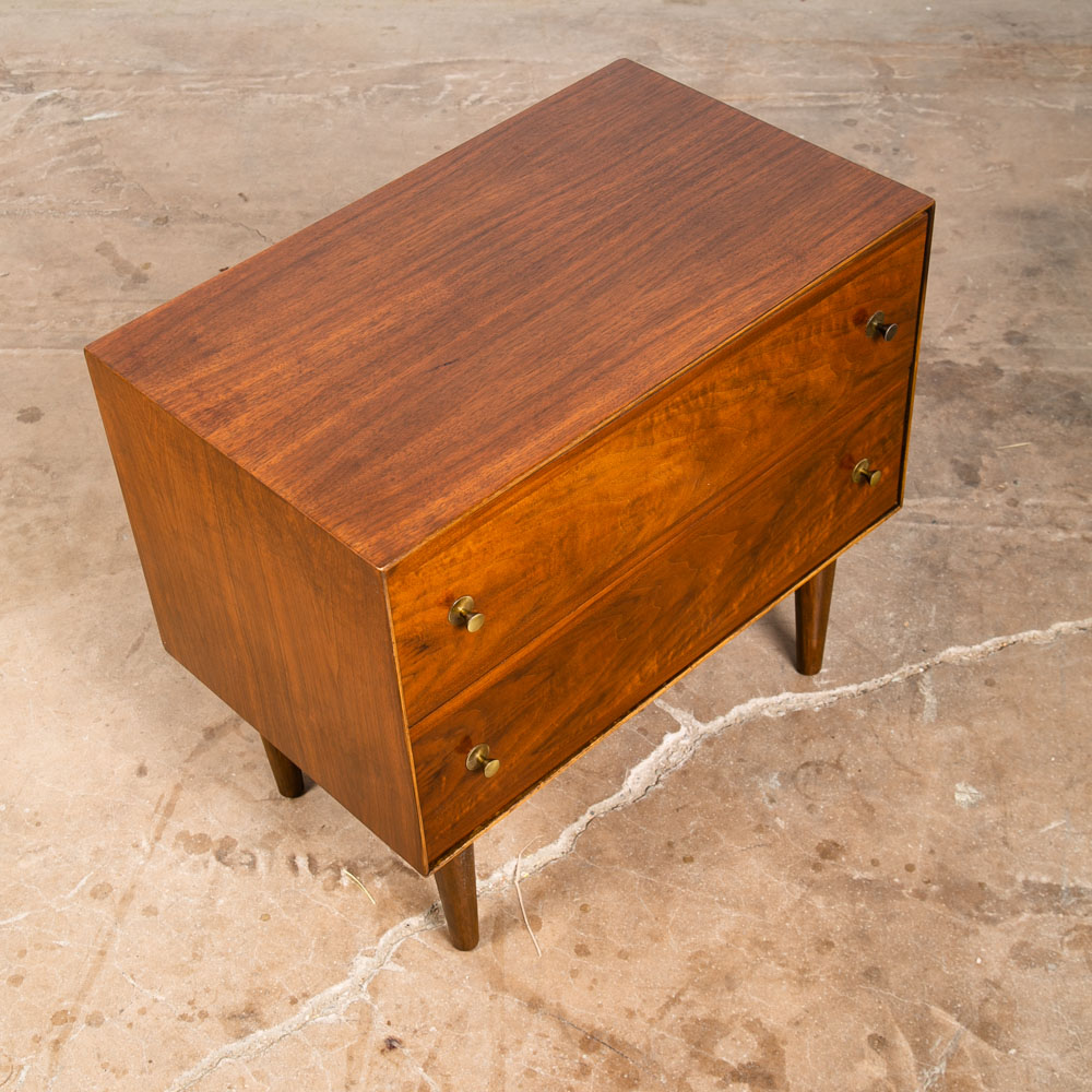 Mid Century Modern Chest of Drawers Dresser Walnut 2 Drawer Stanley Vintage Mcm - Image 4