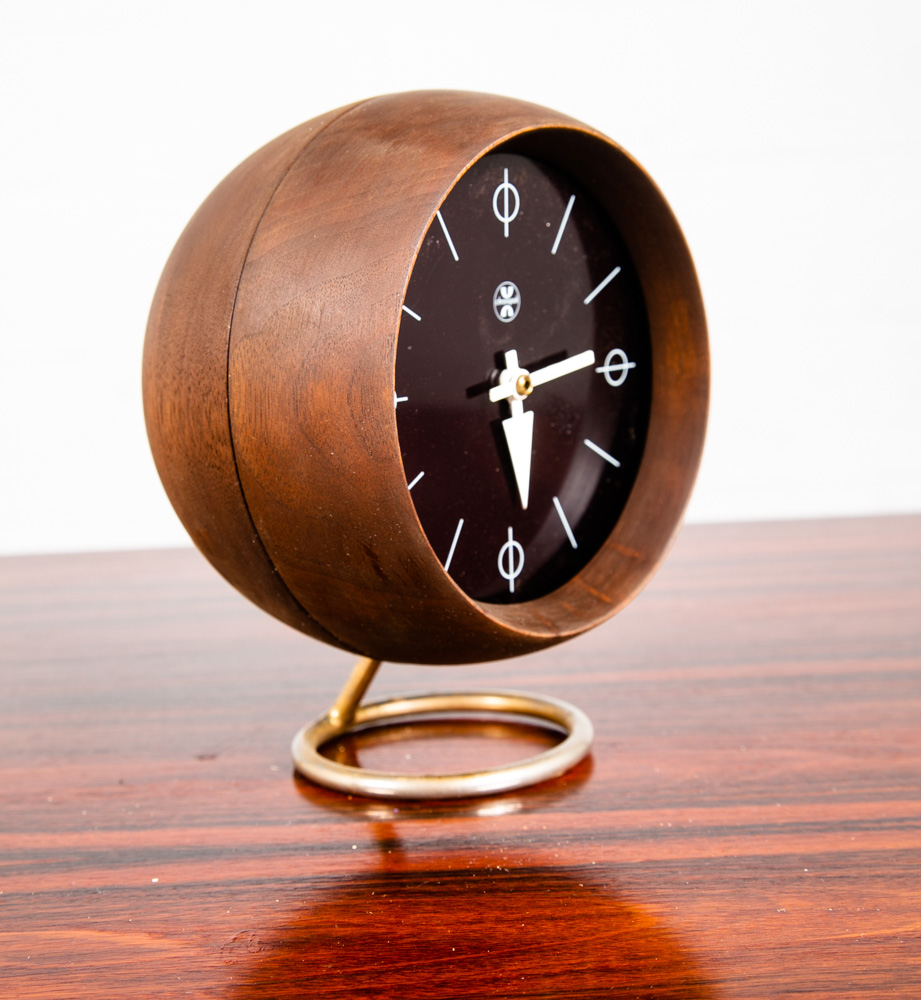 Mid Century Modern Desk Clock George Nelson Howard Miller Chronopak Walnut Table - Image 3