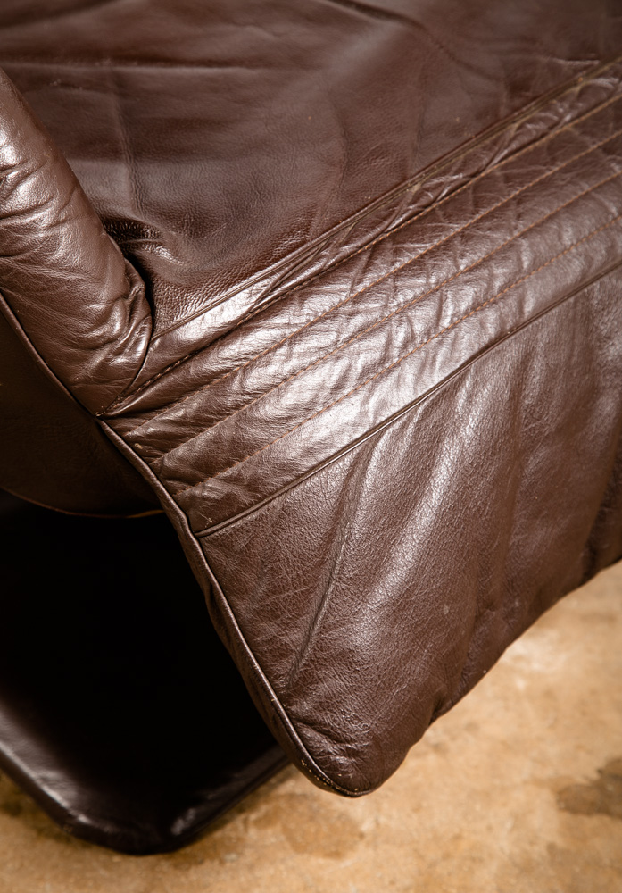 Mid Century Danish Modern Lounge Chair Club Set Swivel Brown Leather Pair Set NM - Image 7