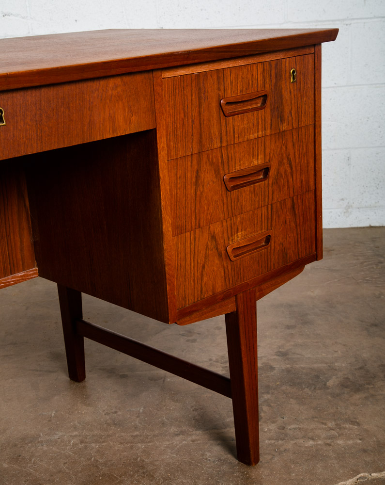 Mid Century Danish Modern Desk Executive Teak 7 Drawer Bookshelf Floating Lock - Image 10