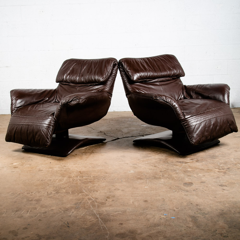 Mid Century Danish Modern Lounge Chair Club Set Swivel Brown Leather Pair Set NM