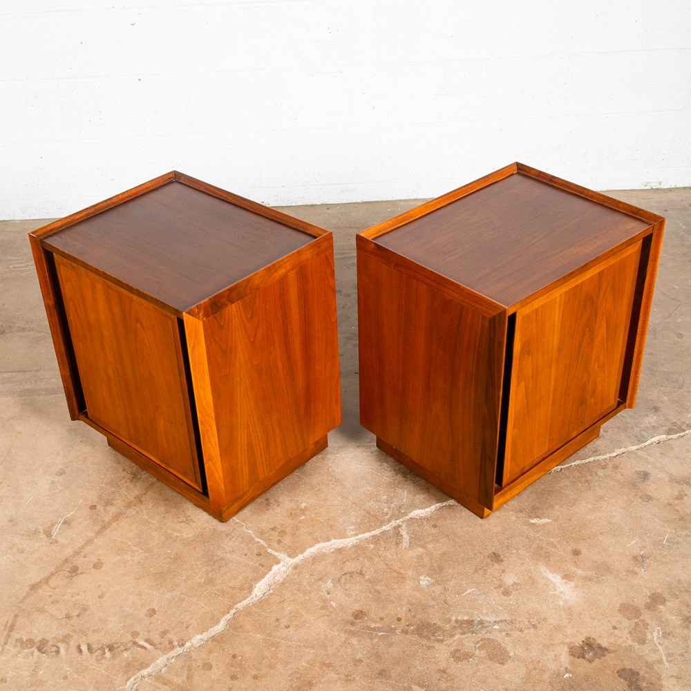 Mid Century Modern Nightstands End Side Tables Dillingham Esprit Walnut Drawer - Image 4