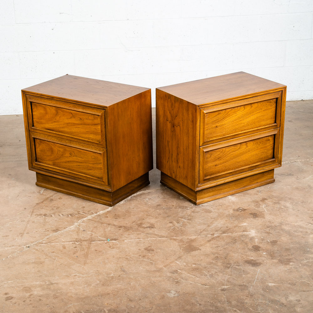 Mid Century Modern Nightstands End Side Tables Dixie Wood 2 Drawer Pair Mcm Two