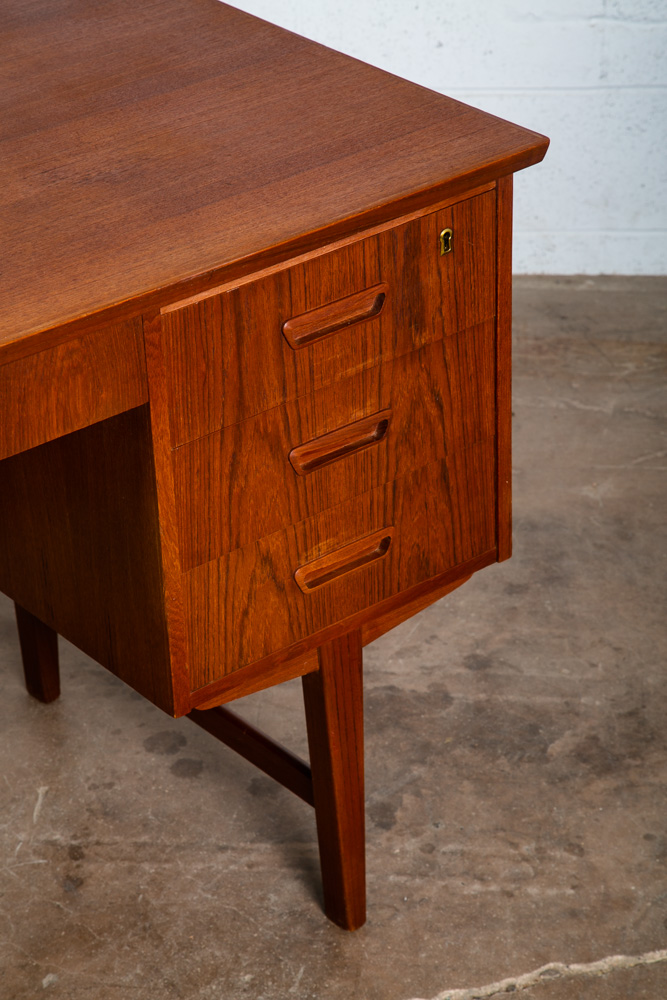 Mid Century Danish Modern Desk Executive Teak 7 Drawer Bookshelf Floating Lock - Image 7