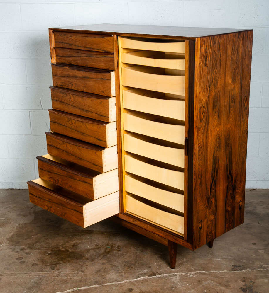 Mid Century Danish Modern Gentleman's Chest Dresser 17 Drawer Rosewood Madsen NM - Image 3