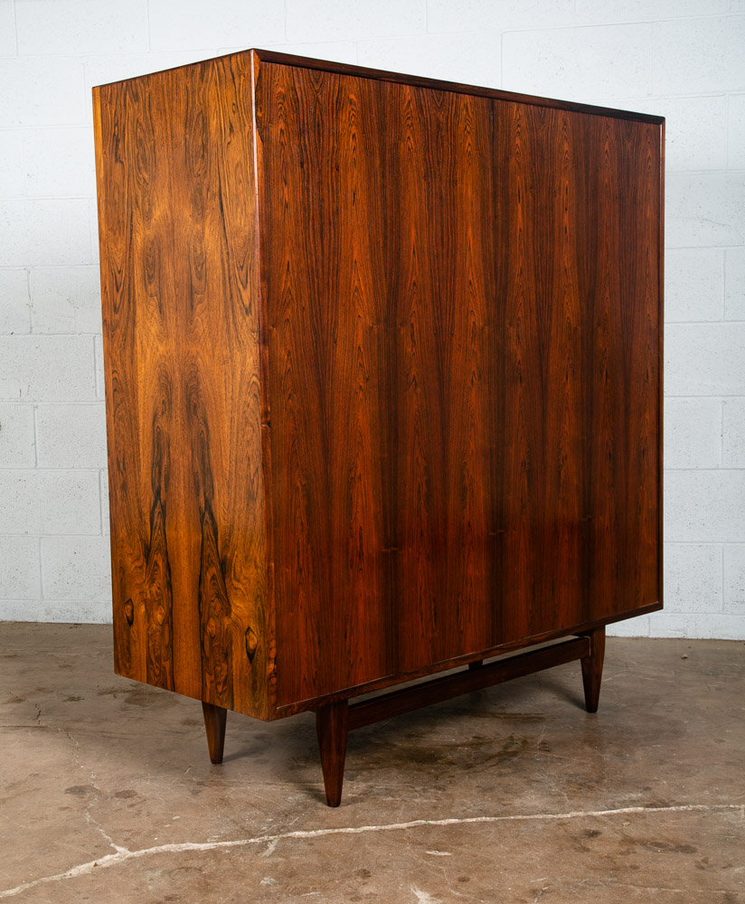 Mid Century Danish Modern Gentleman's Chest Dresser 17 Drawer Rosewood Madsen NM - Image 4
