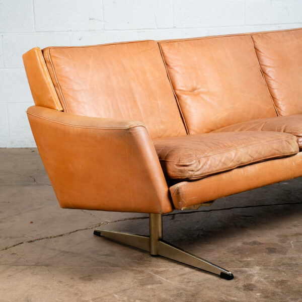 Mid Century Danish Modern Leather Sofa Couch 3 Seater Tan 3 Seater Metal Legs - Image 6
