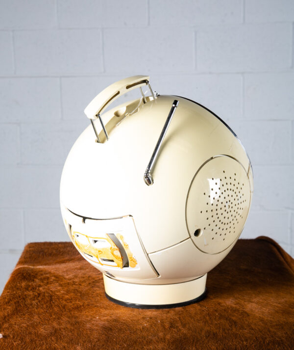 Mid Century Modern Weltron 2001 Space Ball Retro AM/FM Radio Stereo 8Track White - Image 6