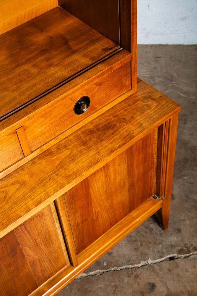 Mid Century Modern China Cabinet Walnut Hutch Glass Display Danish Furniture M - Image 11