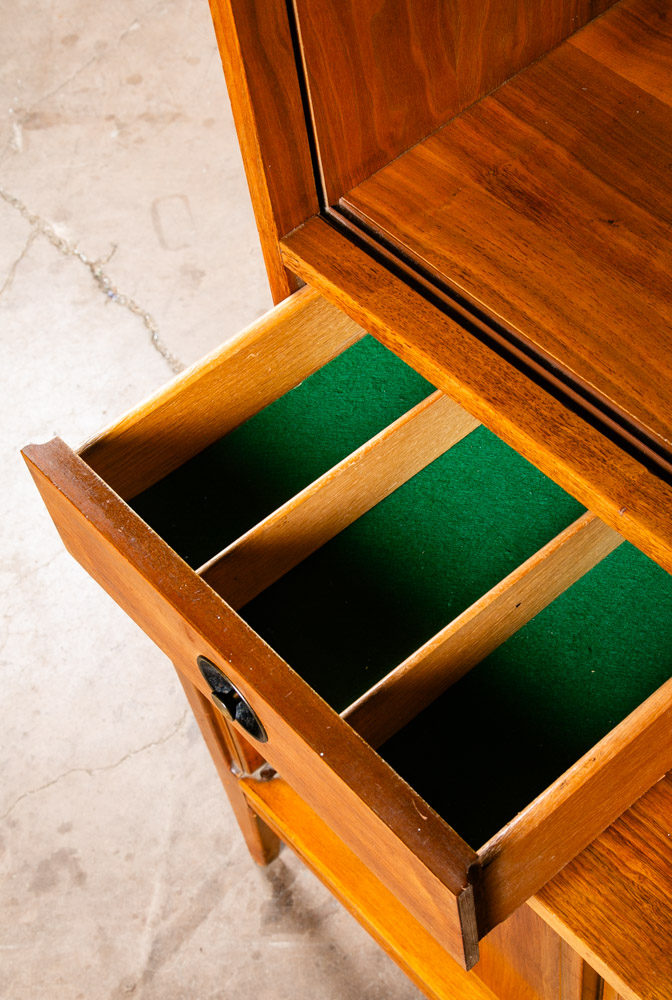 Mid Century Modern China Cabinet Walnut Hutch Glass Display Danish Furniture M - Image 12