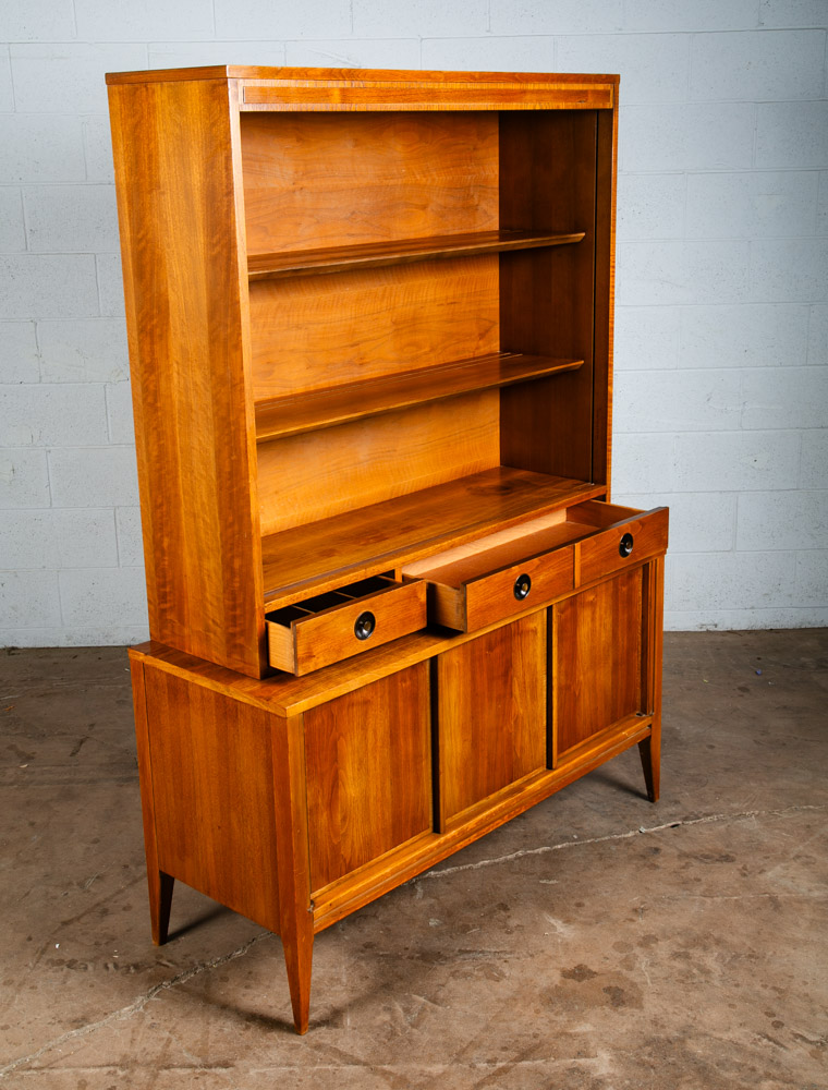 Mid Century Modern China Cabinet Walnut Hutch Glass Display Danish Furniture M - Image 4