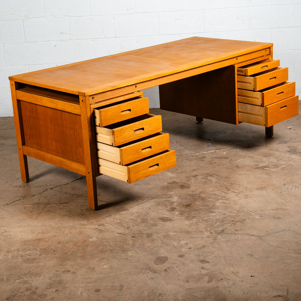 Mid Century Danish Modern Desk Executive Floating Solid Oak 8 Drawer Restored NM - Image 5
