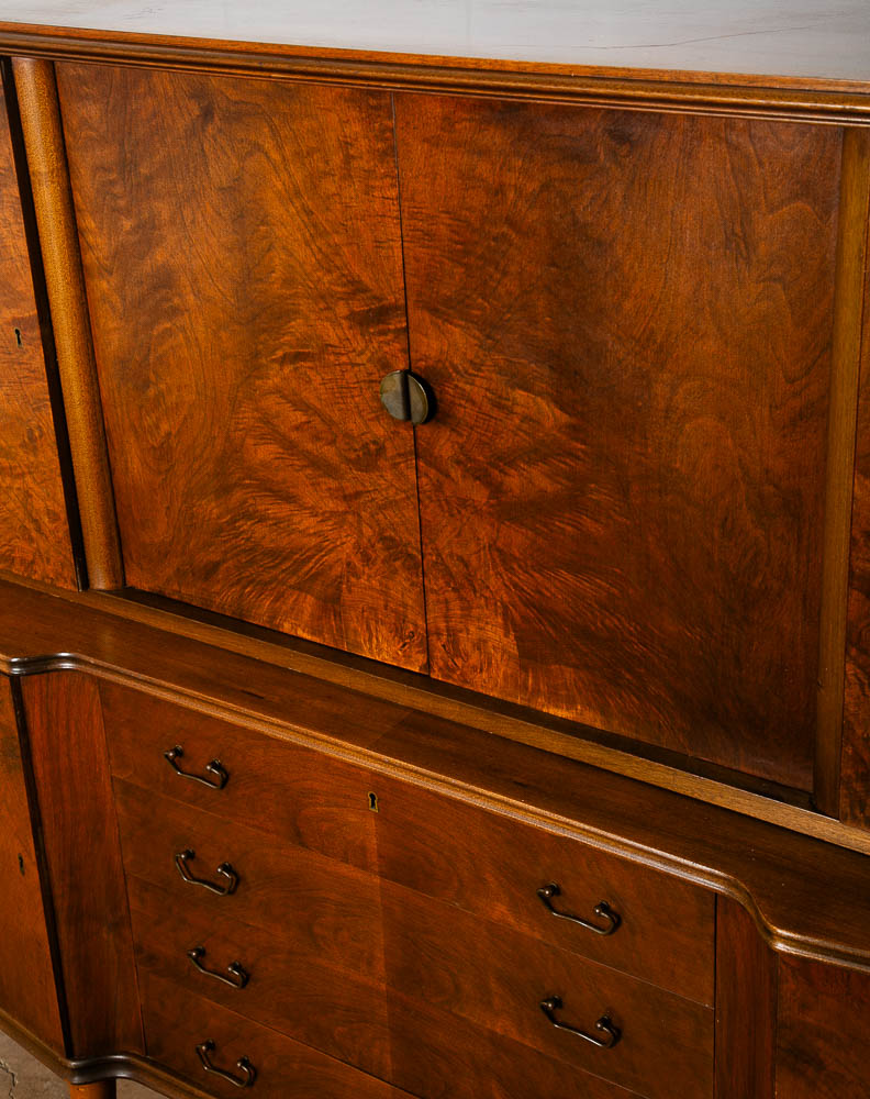 Mid Century Danish Modern Credenza Teak Sideboard Locking Drawers Cabinet Walnut - Image 8