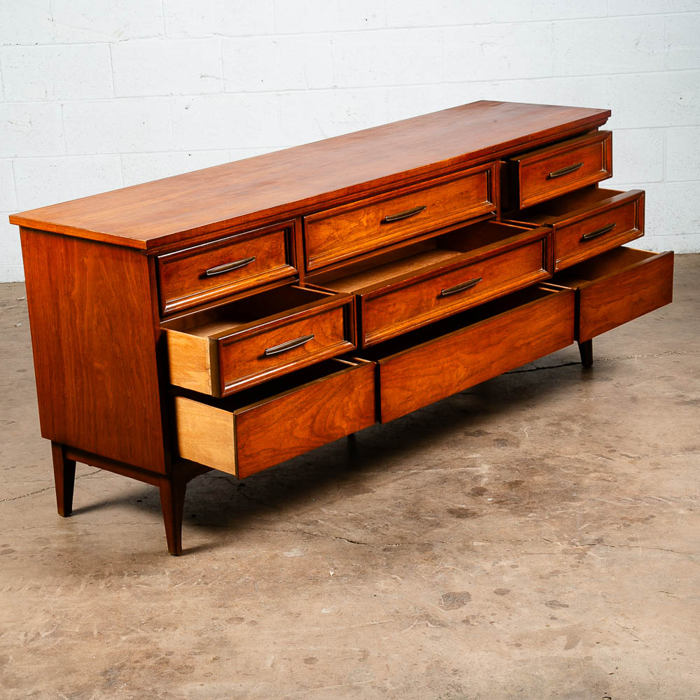 Mid Century Modern Dresser Credenza Dixie 9 Drawer Vintage Walnut Danish Drexel - Image 3