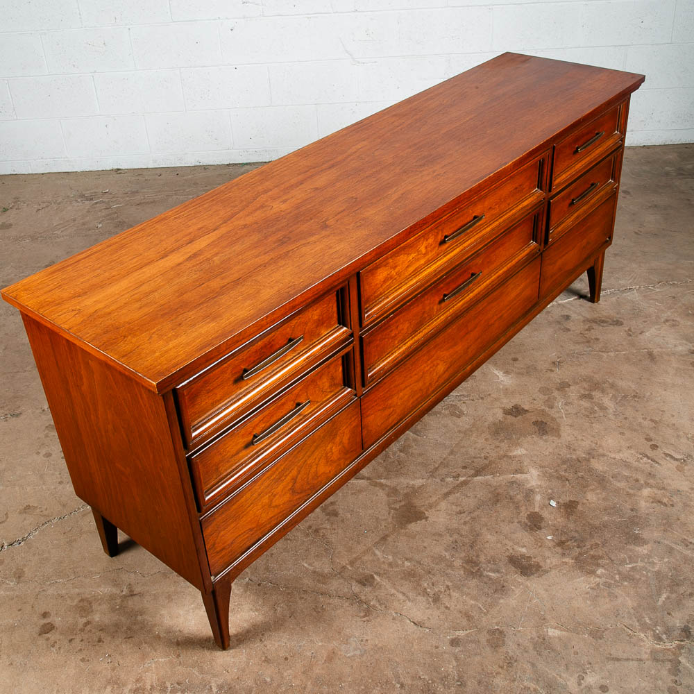 Mid Century Modern Dresser Credenza Dixie 9 Drawer Vintage Walnut Danish Drexel - Image 5