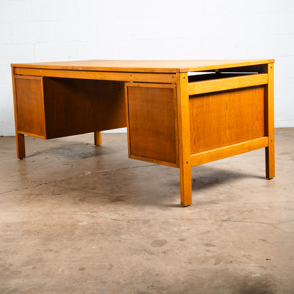 Mid Century Danish Modern Desk Executive Floating Solid Oak 8 Drawer Restored NM - Image 6