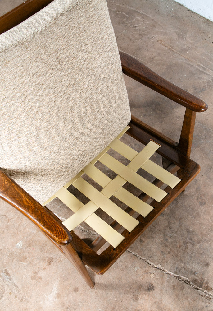 Mid Century Modern Lounge Chair Viko Baumritter Spindle White Tweed Danish Mcm - Image 11