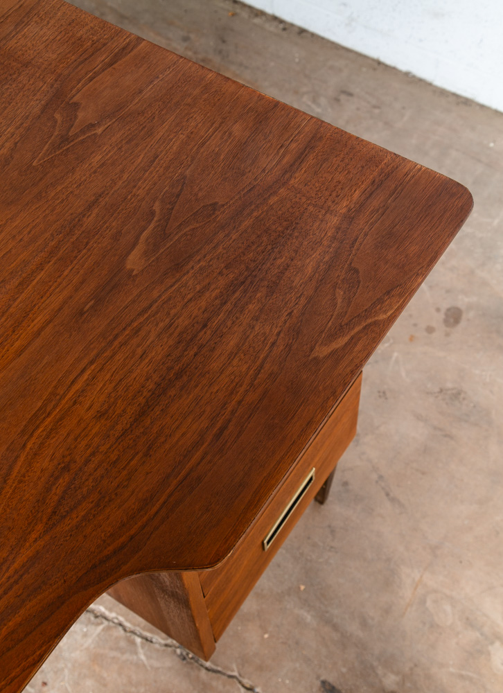 Mid Century Modern Desk Executive 6 Drawer Walnut Wood Brass Floating Vintage VG - Image 9