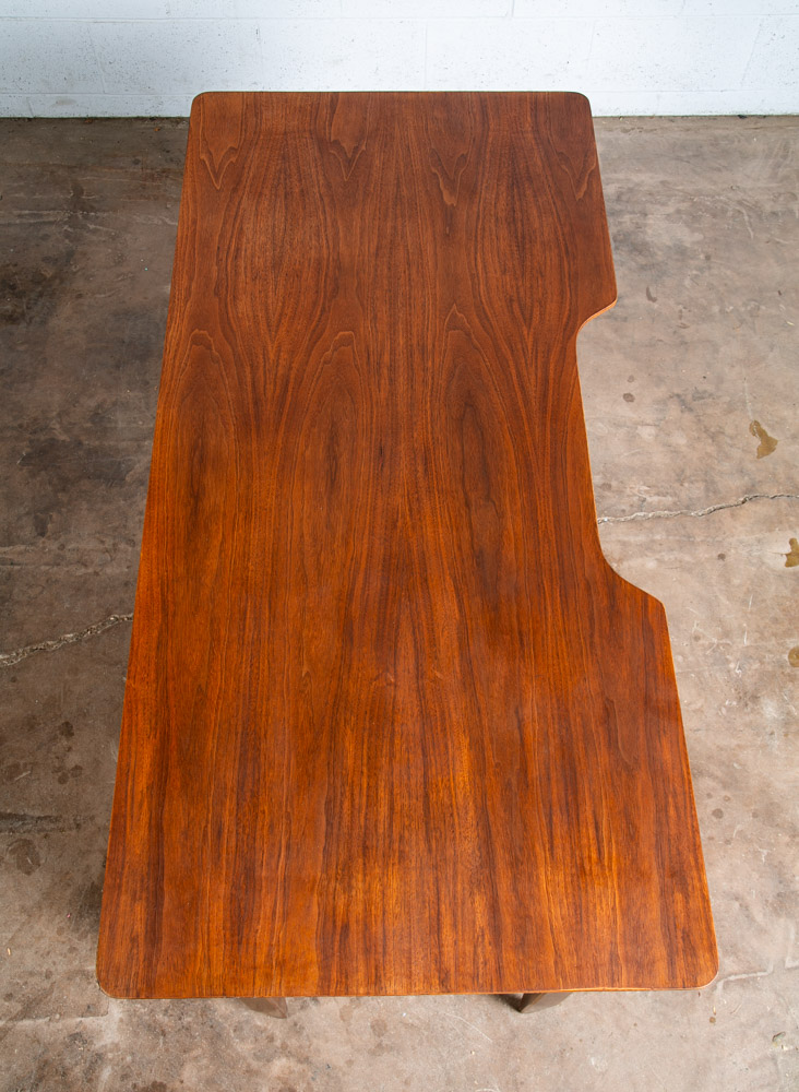 Mid Century Modern Desk Executive 6 Drawer Walnut Wood Brass Floating Vintage VG - Image 4