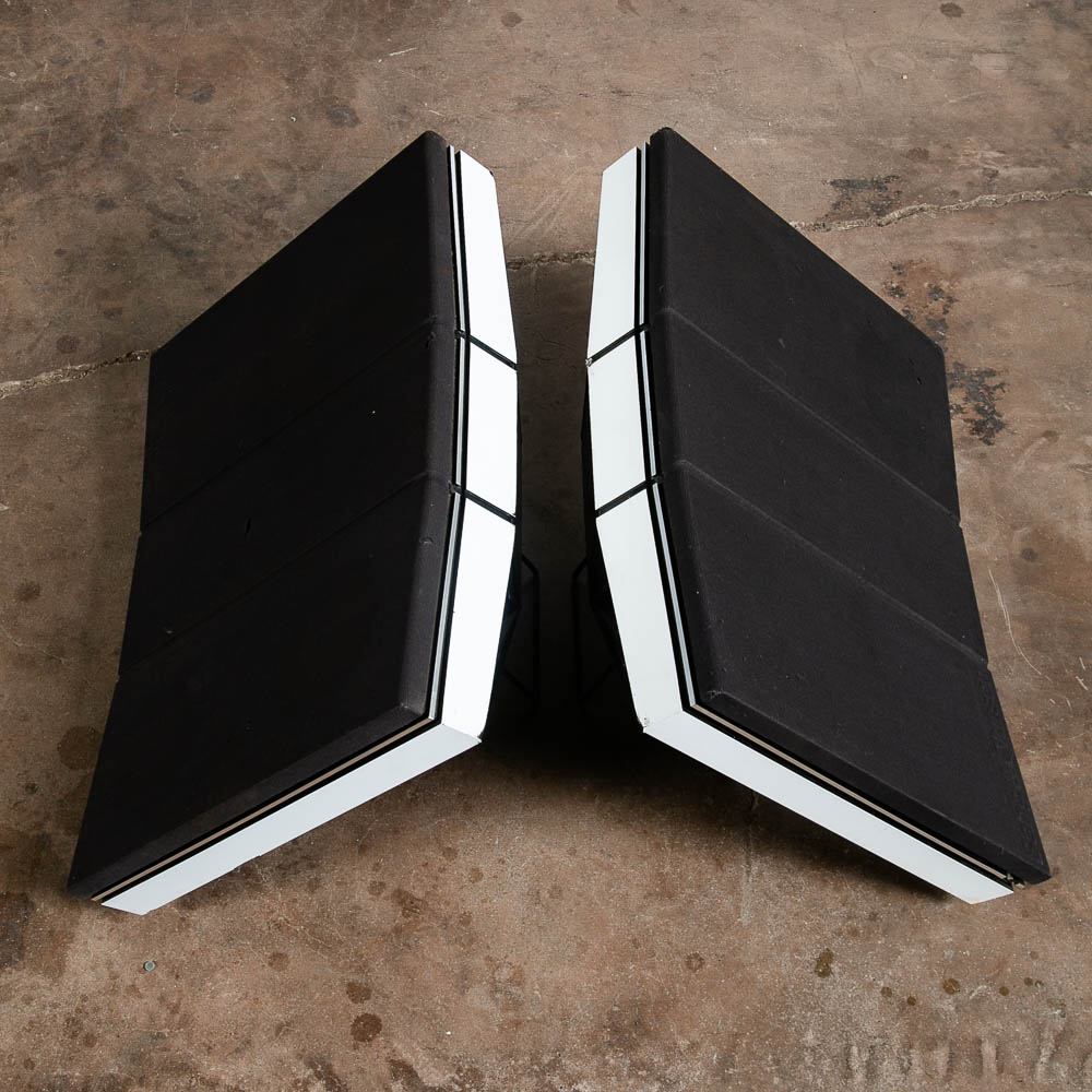 Mid Century Modern Speakers Set White Bang & Olufsen 6513