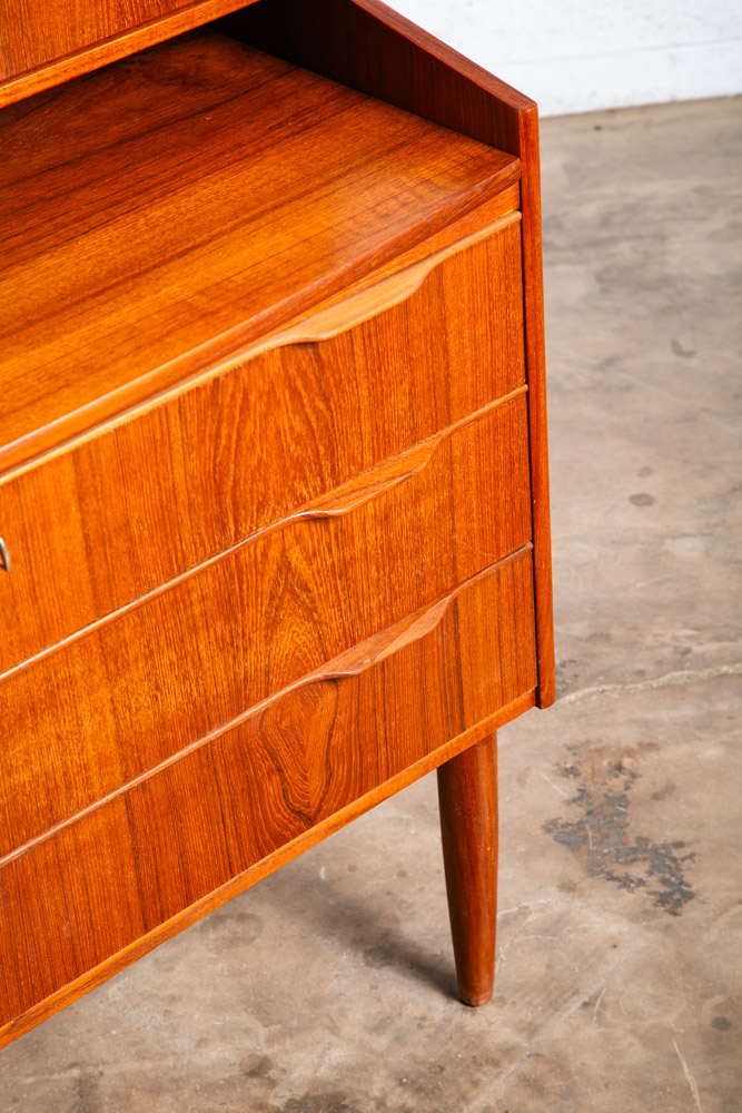 Mid Century Danish Modern Secretary Desk Bureau Denmark Vintage Drawers Vanity - Image 12