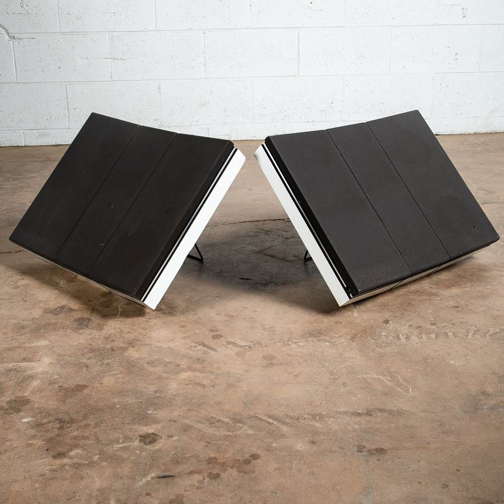 Mid Century Modern Speakers Set White Bang & Olufsen 6513