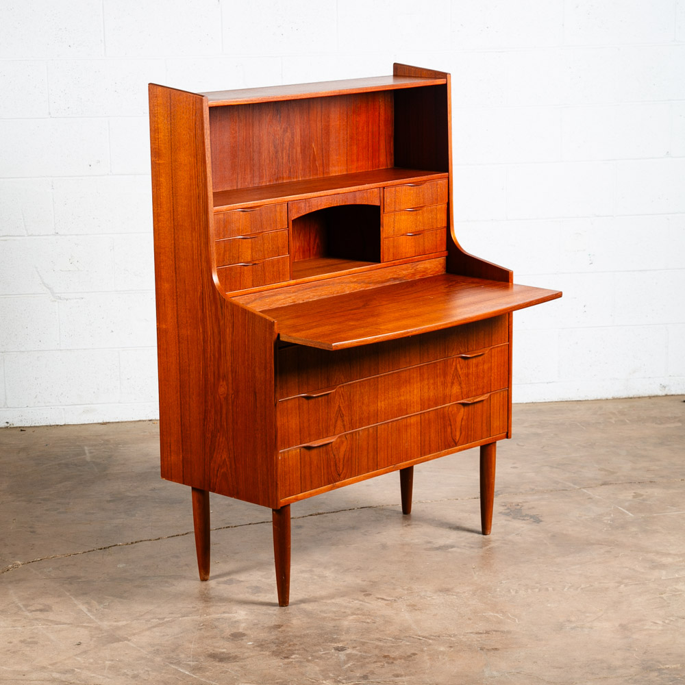 Mid Century Danish Modern Secretary Desk Bureau Denmark Vintage Drawers Vanity - Image 7
