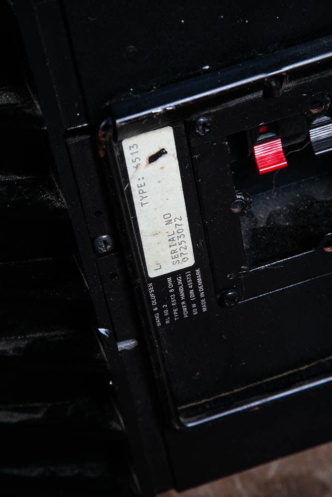 Mid Century Modern Speakers Set White Bang & Olufsen 6513 B&O Corner Stand #6513 - Image 6