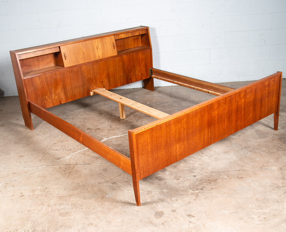Mid Century Danish Modern Headboard Bed Frame Teak Double Size Storage - Image 2