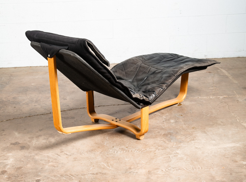 Mid Century Danish Modern Lounge Chair Chaise Black Leather Westnofa Reversible - Image 6