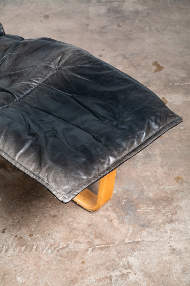 Mid Century Danish Modern Lounge Chair Chaise Black Leather Westnofa Reversible - Image 11