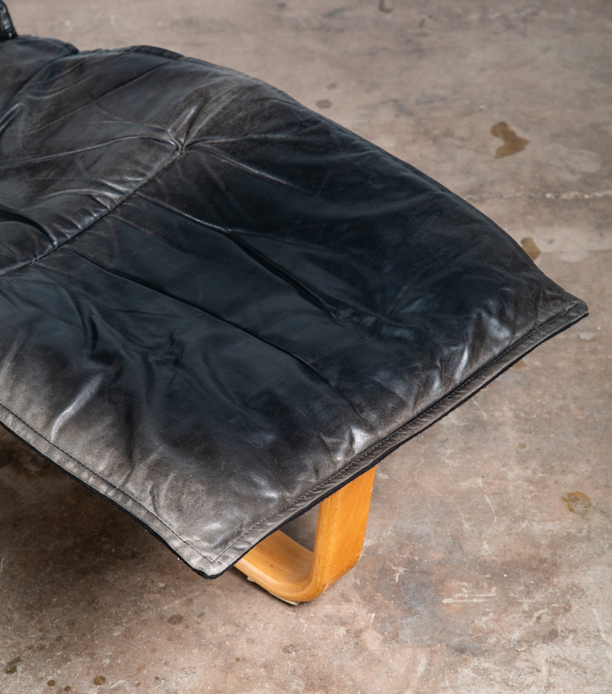 Mid Century Danish Modern Lounge Chair Chaise Black Leather Westnofa Reversible - Image 9