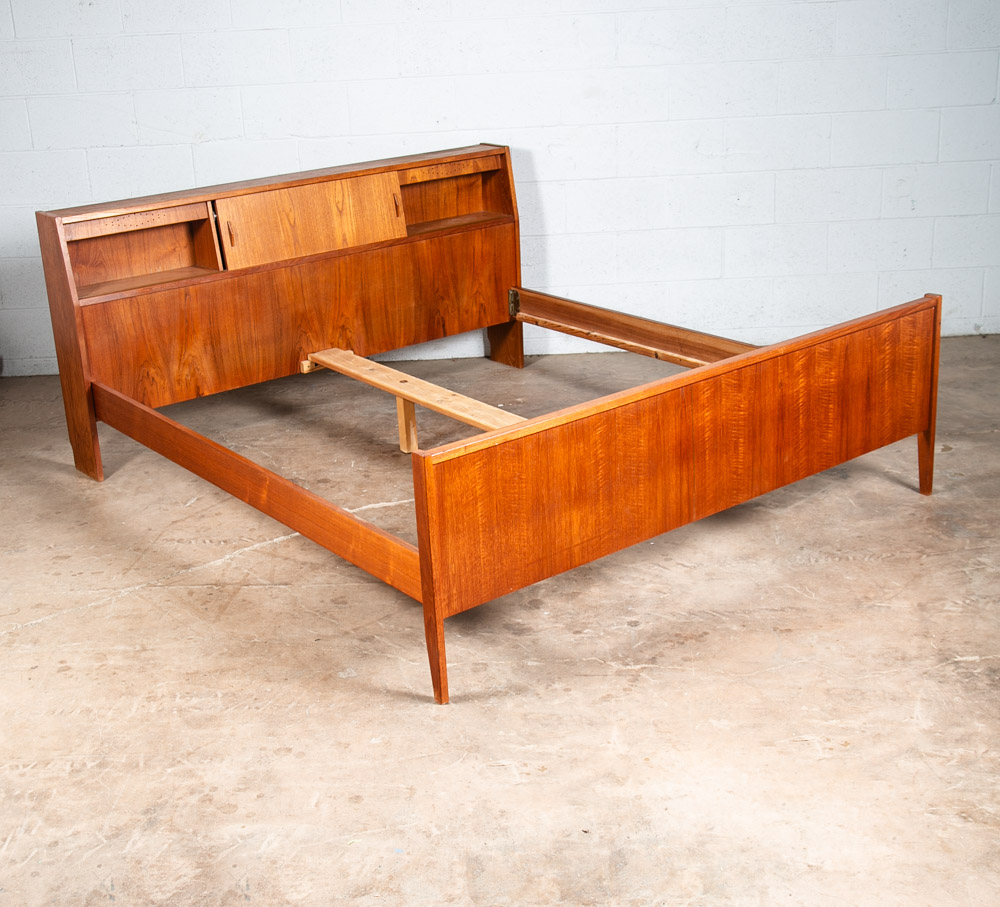Mid Century Danish Modern Headboard Bed Frame Teak Double Size Storage - Image 4