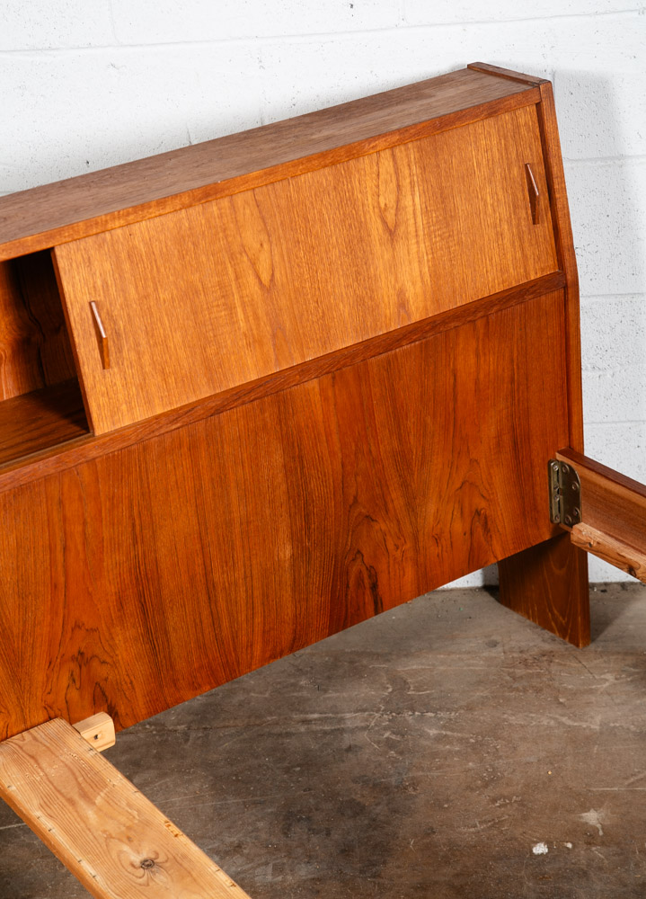 Mid Century Danish Modern Headboard Bed Frame Teak Double Size Storage - Image 9