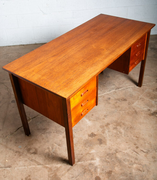 Mid Century Danish Modern Desk Executive Teak 6 Drawer Wood Denmark Vintage Mcm - Image 8