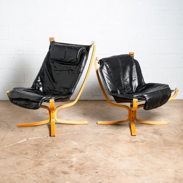 Mid Century Danish Modern Lounge Chairs Pair Black Leather Sigurd Ressell Falcon - Image 2