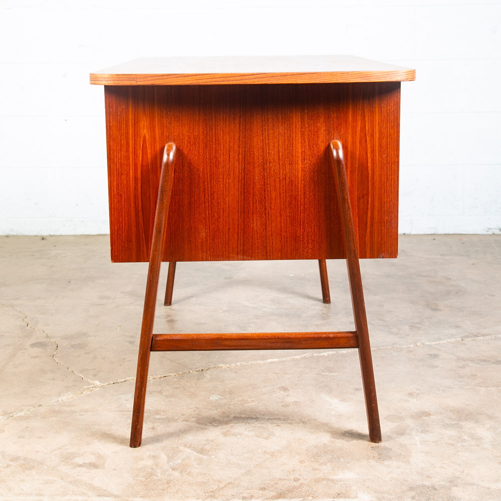 Mid Century Danish Modern Desk Floating 4 Drawer Locking Teak Bookshelf Compact - Image 4
