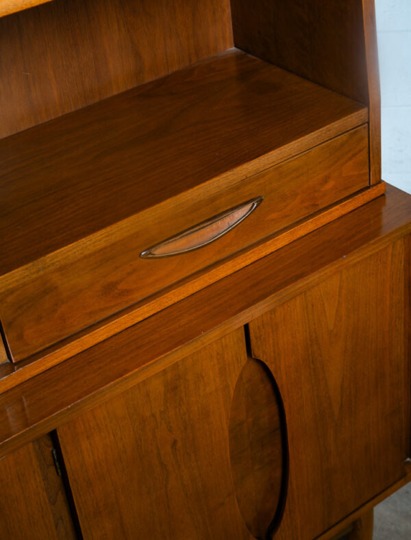 Mid Century Modern China Cabinet Garrison Hutch Glass Display Danish Furniture M - Image 8