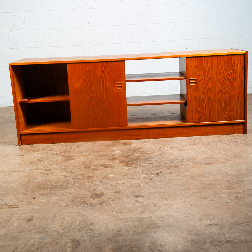 Mid Century Danish Modern Credenza Sliding Door Teak Media Sideboard Audio Low - Image 8